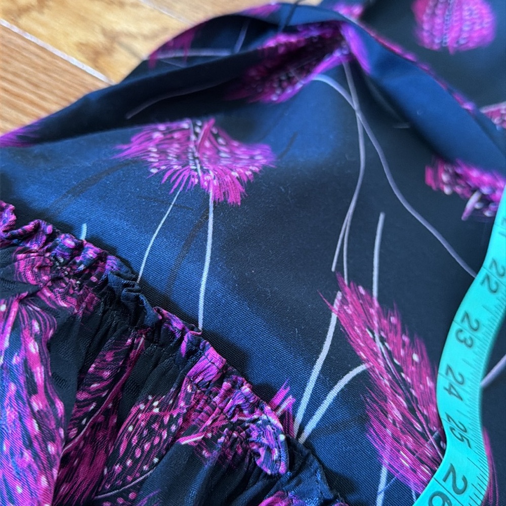 Reiss Marsali Belted Feather Print Dress Bell Sleeves Ruffled Hem Sz 4 - Picture 13 of 15
